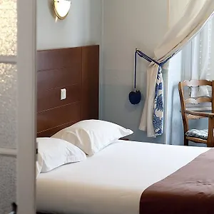 le-chatel-royat.hotels-rhonealpes.com/